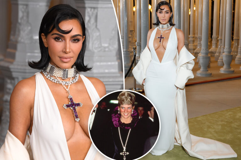 SEO ottimizzato titolo  
Kim Kardashian incanta al LACMA Art+Film Gala: l’abito bianco con la croce di ametista di Lady Diana