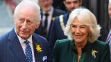 Queen Camilla e re Carlo condividono un momento speciale durante la visita a Belfast